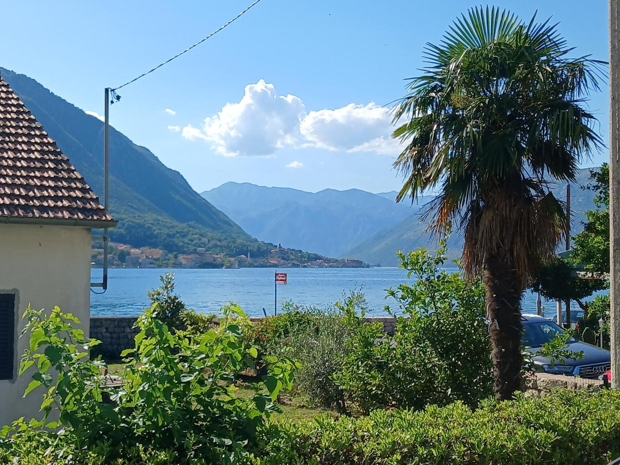 Apartments Tiha Noc Kotor Exteriér fotografie